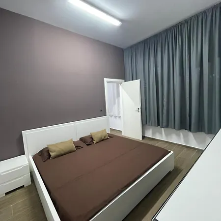 Gold Apartament Vlore Exterior photo