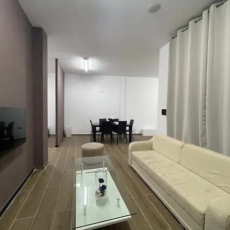 Gold Apartament Vlore Exterior photo